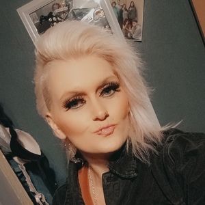 Meet your Posher, Lesley